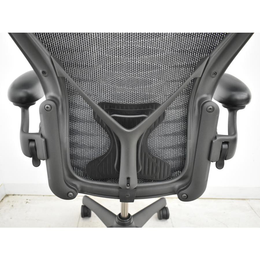 【美品】ハーマンミラー アーロンチェア Bサイズ フル装備 メッシュ ブラック Herman Miller（ハーマンミラー） 【中古】ハーマンミラー アーロン