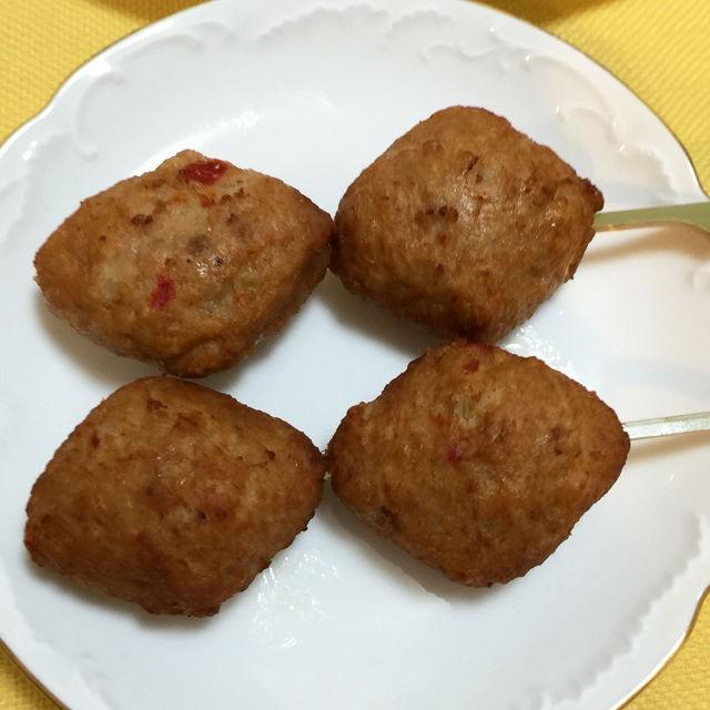 カミナリだんご ピリ辛大粒 国産 １kg ( 約２８ｇ×約３５個 ) お肉 肉 肉団子 プレミアム 爆買 |  | 02