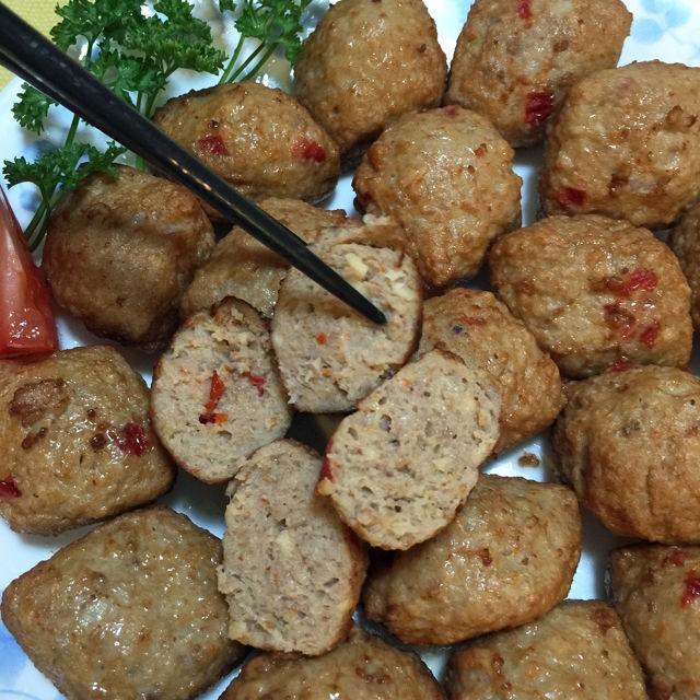 カミナリだんご ピリ辛大粒 国産 １kg ( 約２８ｇ×約３５個 ) お肉 肉 肉団子 プレミアム 爆買 |  | 04
