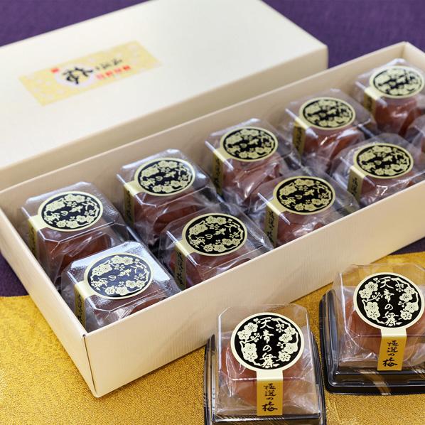 ギフト　紀の里食品　極選の梅　天帝の舞　10粒入　塩分約9％　※化粧箱入、包装済商品　紙袋有（要・不要をお選びください。） |  | 01