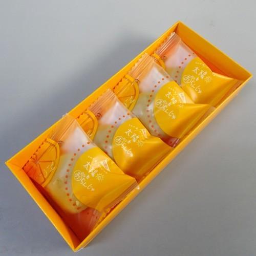 旬菓庵かどや　太陽とおらんじゅ　オレンジピール入ミルク饅頭　4個入　 |  | 01