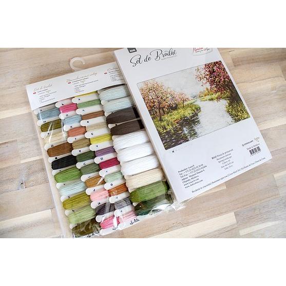 Luca-S クロスステッチ刺繍キット B545 \"Spring Landscape\" (春の風景) 【海外取り寄せ/納期40〜80日程度】の画像