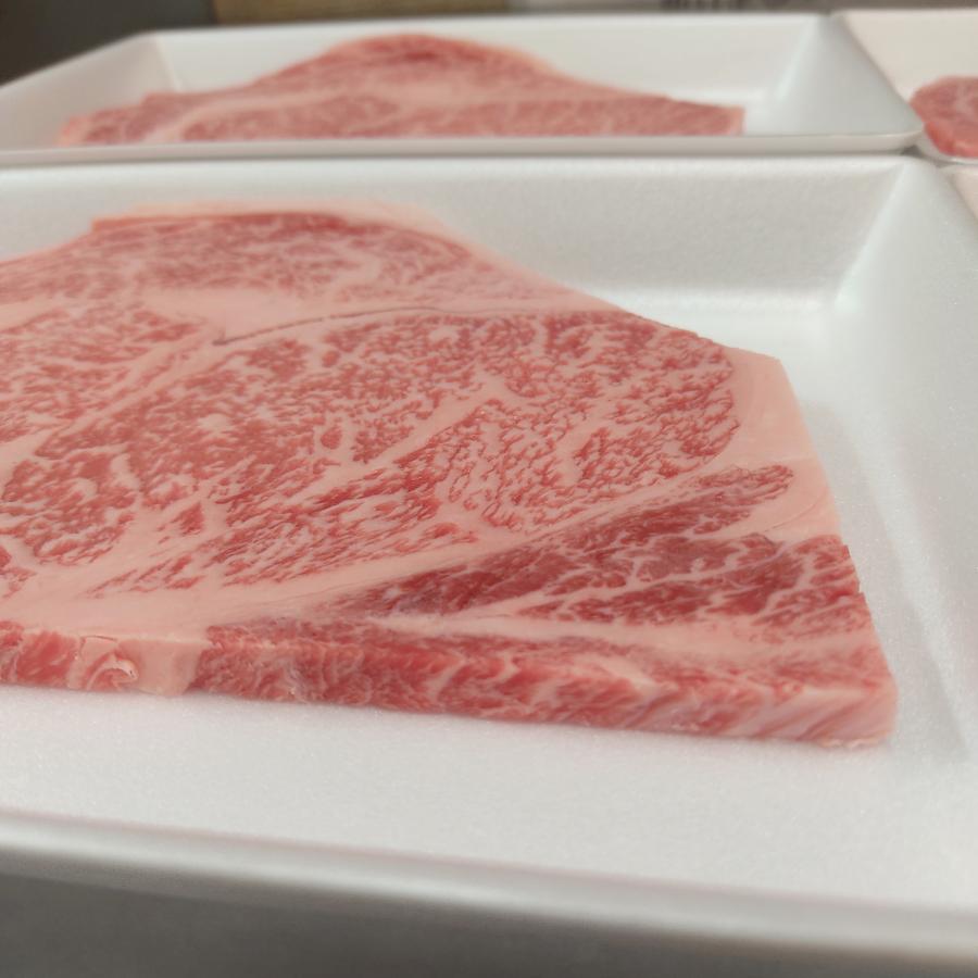 ○送料無料！ 訳あり 国産黒毛和牛 A5等級 リブロース かぶり無し 200