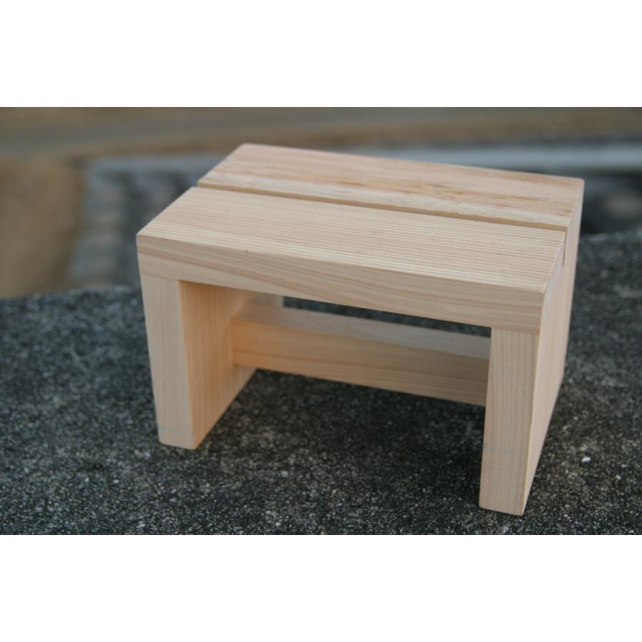 檜の風呂椅子 土佐龍 Tosaryu 四万十ひのき サウナスツール Low Jc 168 とさこや 通販 Yahoo ショッピング