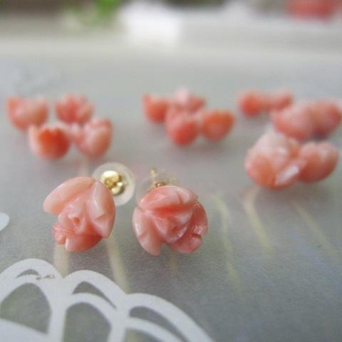 K18 Momo 珊瑚フラワーモチーフ ピアス K18 Momo 珊瑚フラワーモチーフ ピアス