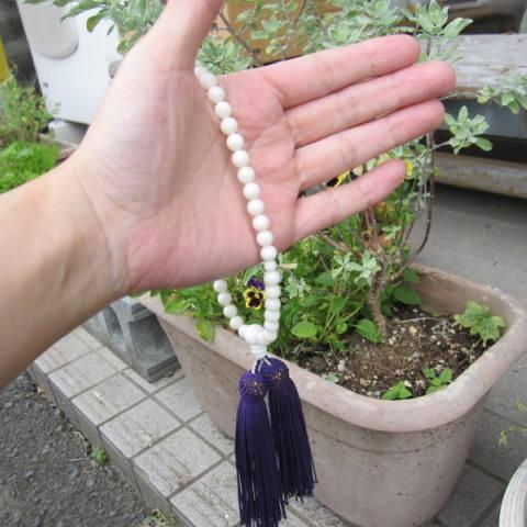 ミッド珊瑚の数珠（念珠）/天然本珊瑚/（約6.5ミリ）/片手数珠/葬儀 