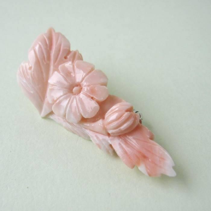 ピンク珊瑚 美しい菊の花 ブローチ G.SILVER アクセサリー 『宝石 
