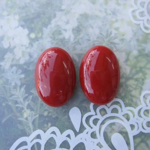 日本・高知産血赤珊瑚のオーバルペアルース /（2個セット）/パーツ  