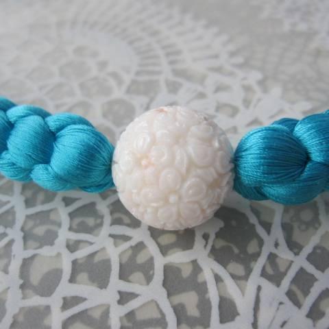 白珊瑚桜の彫りの お相撲さんの羽織紐 /20.8ミリ/正絹（青）/着物 /和