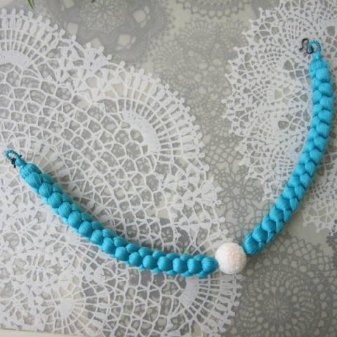 白珊瑚桜の彫りの お相撲さんの羽織紐 /20.8ミリ/正絹（青）/着物 /和