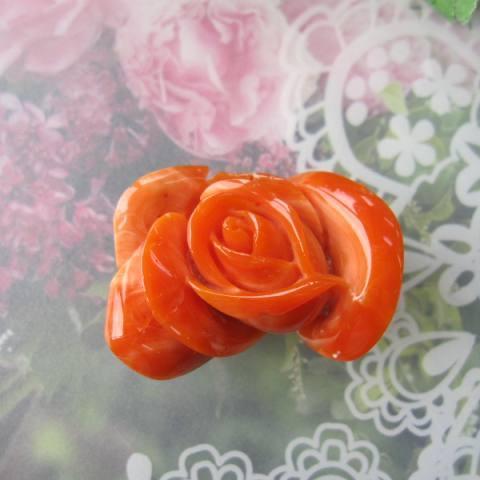 高知産赤珊瑚 薔薇の花の帯留め/K18 /帯/着物/和装小物 /『宝石 高知産赤珊瑚 薔薇の花の帯留め/K18 /帯/着物/和装小物 /『宝石