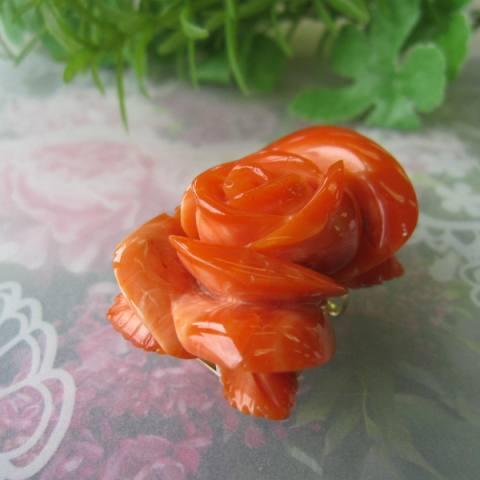 高知産赤珊瑚 薔薇の花の帯留め/K18 /帯/着物/和装小物 /『宝石