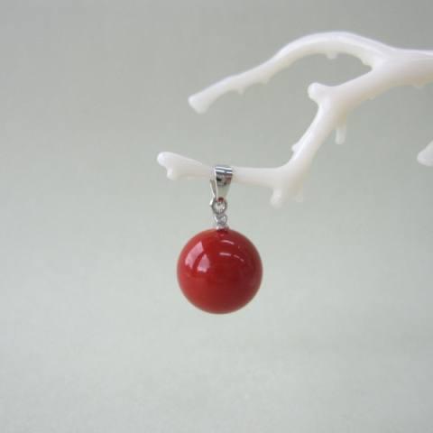 日本・高知産赤珊瑚丸玉 ペンダントトップ/（10.6ミリ） /K18WG
