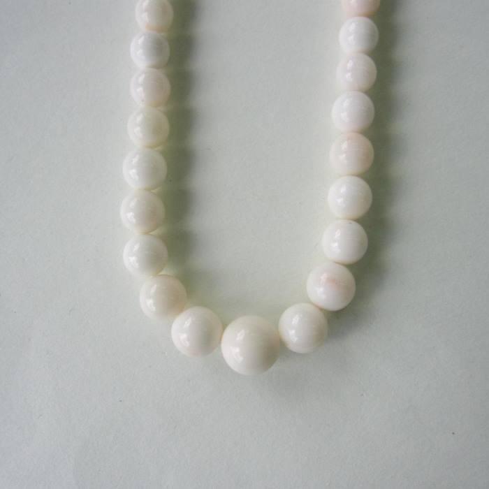 ミッド珊瑚 グラデーションネックレス （センター11.2ミリ） SILVER 