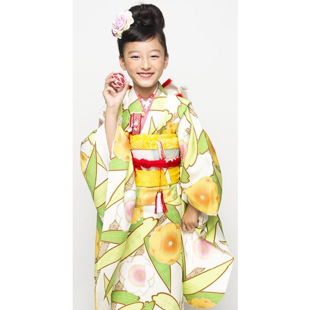 七五三 七才 7歳児用 女の子 7歳用着物 正絹 紅一点 ベージュ 薄クリーム 梅 笹 単品 呉服屋 新柄 高級子供ブランド 晴れ着 きもの 長襦袢付 四つ身_1