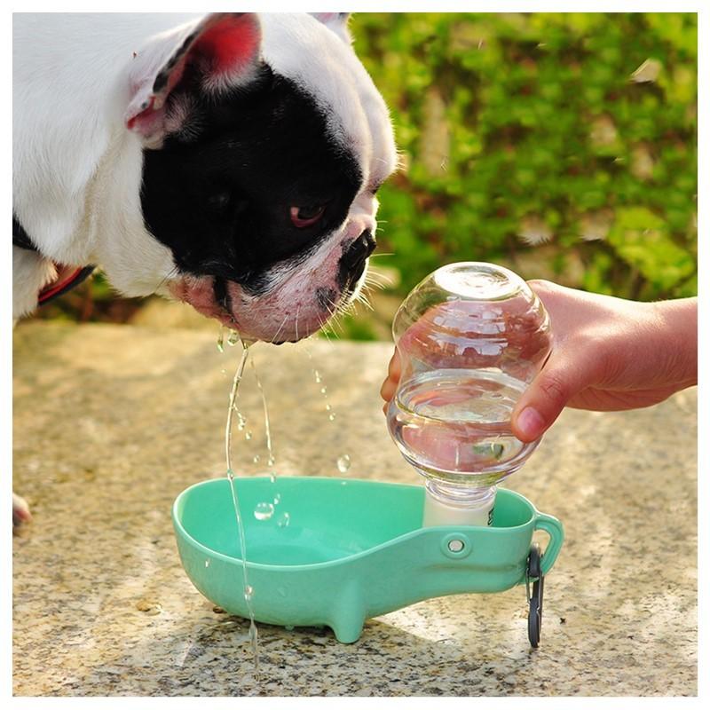 柔らかい 新作 水槽付き 水漏れ防止 携帯便利 水補給 お散歩 ペット給水器 犬猫用 携帯用水飲みボトル ランニング アウトドア 携帯用水筒