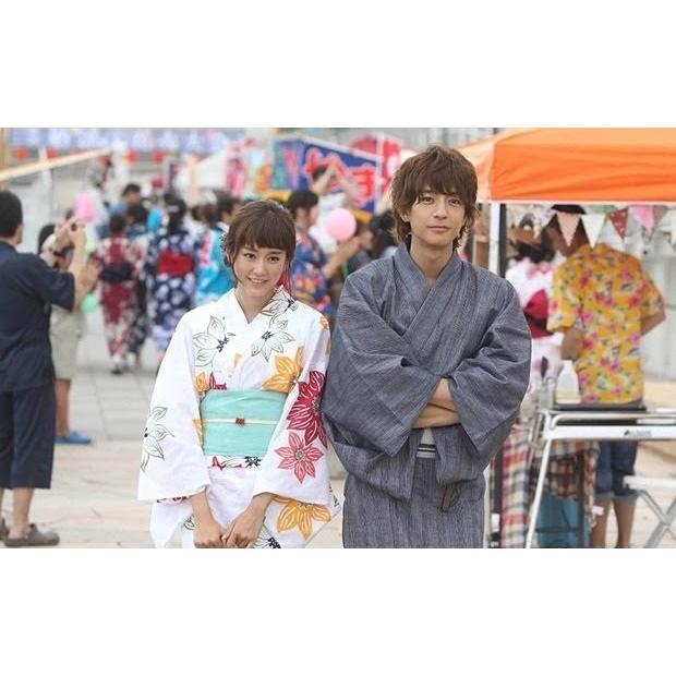 竺仙(ちくせん)浴衣 反物 綿絽 白地 多色 飛び柄 デザイン花 竺仙(ちくせん)浴衣 反物 綿絽 白地 多色 飛び柄 デザイン花