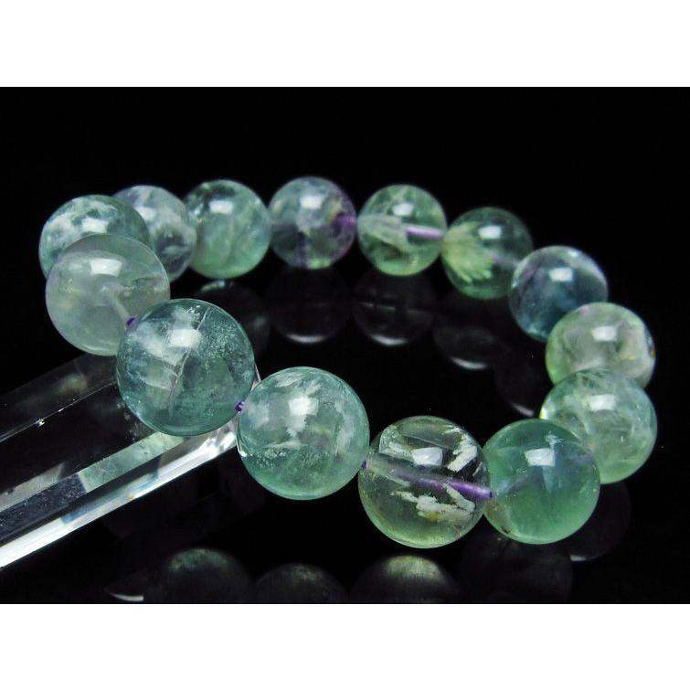 大迫力!ブルー入りエンジェルフェザーフローライト大玉15mmブレス内径約18cm エンジェルフェザー フローライト ブレスレット 15mm 送料無料 一点物