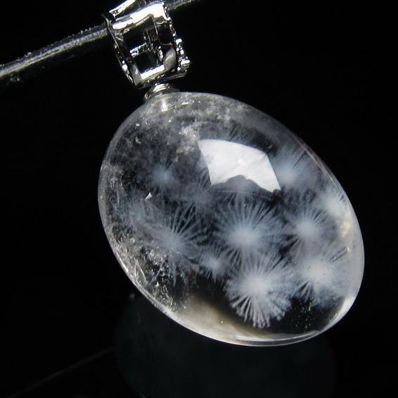 水晶 ペンダント レーザー彫刻 一点物 メール便送料無料 [M便 1/20