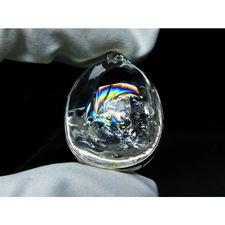 アイリスクォーツ 水晶 ペンダント 虹入り 一点物 メール便送料無料 [M