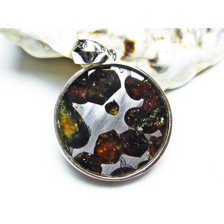 パラサイト隕石 ペンダント ペリドット カンラン石 一点物 送料無料