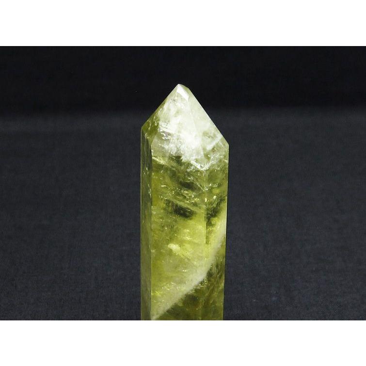 M1805☆レインボーシトリン六角柱409g☆天然石　原石☆N50807-A シトリン 六角柱 シトリンクォーツ ポイント 台座付属 一点物 送料無料