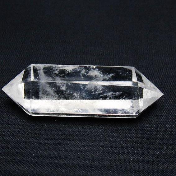天然水晶ダブルポイント　高品質　六角柱　パワーストーン　浄化　置物 水晶 六角柱 ダブルポイント 一点物 142-8638 : 天然石