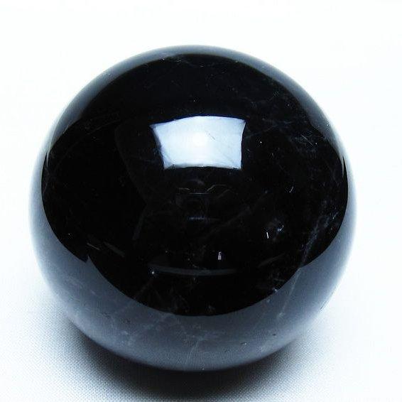 天然石　モリオンスフィア 黒水晶 モリオン スフィア 山東省産 44ミリ 120g ケース付 黒光りする