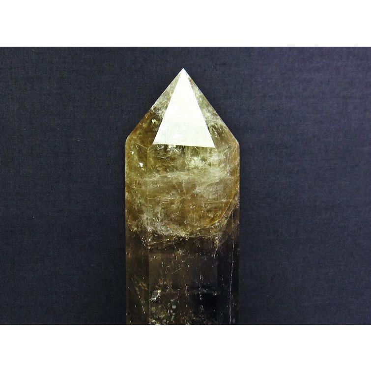 1.3Kg シトリン 六角柱 台座付属 虹入り 一点物 送料無料 152-1760 インカ