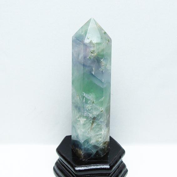 エンジェルフェザーフローライト✨六角柱 エンジェルフェザー フローライト 六角柱 台座付属 一点物 [送料無料