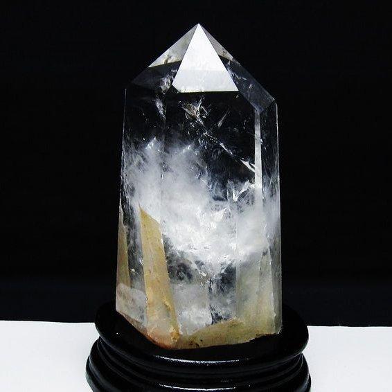 1Kg 水晶 六角柱 ポイント 台座付属 一点物 送料無料 152-3797
