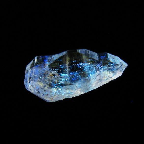オイルインクォーツ 原石 石油入り 水晶 一点物 171-3816 : 天然石