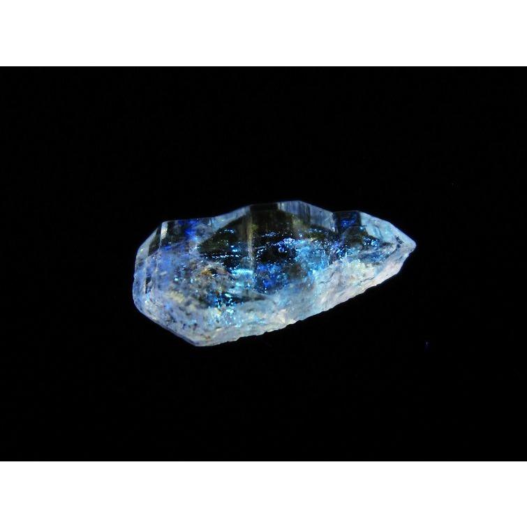 オイルインクォーツ 原石 石油入り 水晶 一点物 171-3816 : 天然石