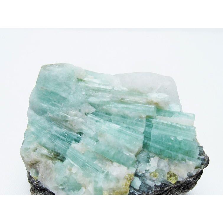 大きな四角☆エメラルド原石s705 | Funky garuda Stone (ファンキー・ガルーダ・ストーン)天然石と世界の宝物