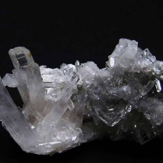 水晶 クラスター 66g 原石 四川省産 一点物 172-1725 : 天然石