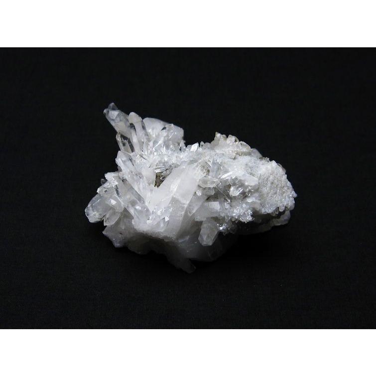 水晶クラスター 本物 108g 水晶 原石 四川省産 一点物 172-1790