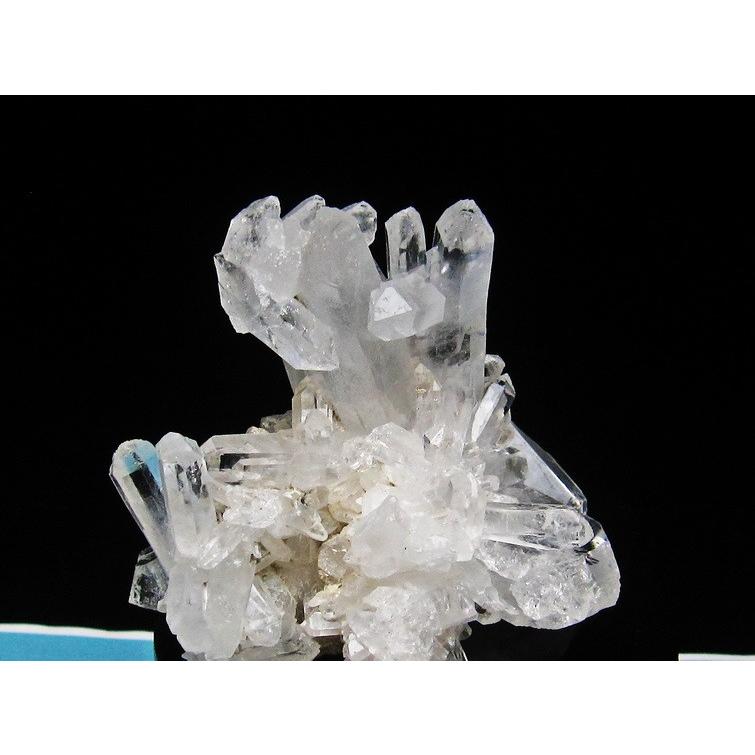 水晶クラスター 180g 天然 原石 アメリカ産 ファーデンクォーツ入り