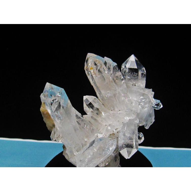 水晶クラスター 131g 天然 原石 アメリカ産 ファーデンクォーツ入り