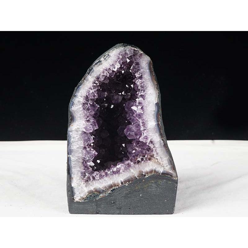 アメジストドーム 2.7Kg 大きな結晶 ブラジル産 原石 置物 amethyst