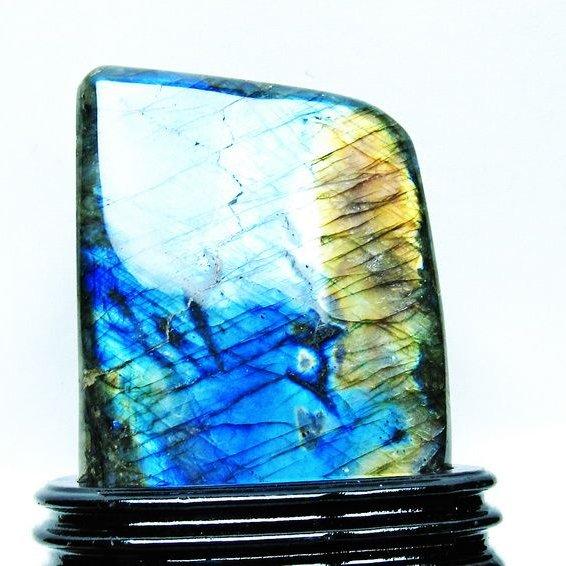 ラブラドライト原石 台座付き 1.6kg オマケ付き 1.6Kg ラブラドライト