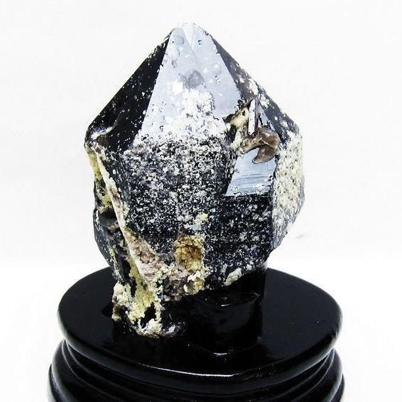 モリオン 黒水晶 原石 山東省産 台座付属 一点物 送料無料 181-4510
