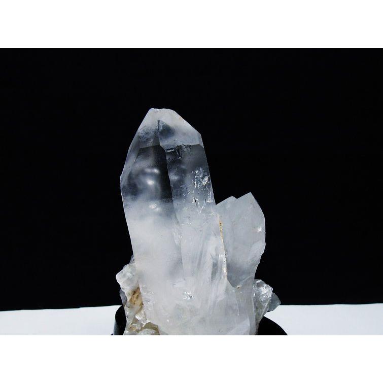 水晶 クラスター 原石 マダガスカル産 台座付属 一点物 182-6814