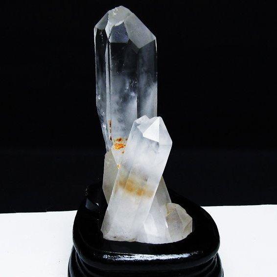 水晶 クラスター 原石 マダガスカル産 台座付属 一点物 [送料無料] 182