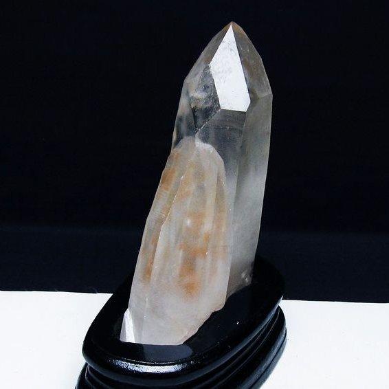 水晶クラスター　パワーストーン　原石　鑑賞石　天然石　自然石 パワーストーンクラスター 水晶 クラスター 原石 マダガスカル産 台座