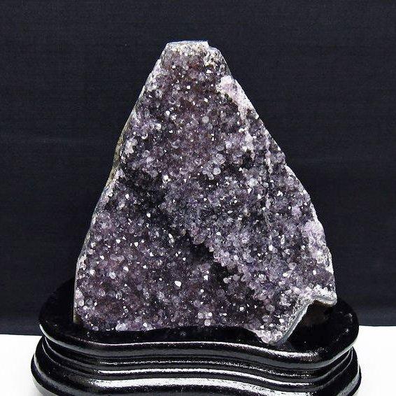 1Kg アメジスト クラスター ウルグアイ産 原石 amethyst 台座付属 一点