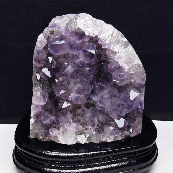 1.7Kg アメジスト クラスター ウルグアイ産 原石 amethyst 台座付属