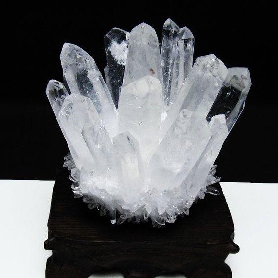 クラスター水晶原石置物　石約70*77ミリ280ｇ　台座付き 水晶 クラスター 原石 置物 台座付属 一点物 [送料無料] 182-7287
