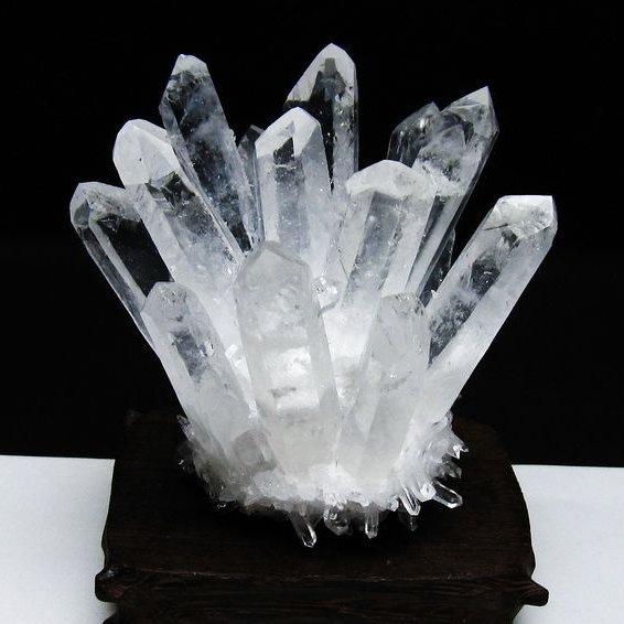 水晶 クラスター 原石 置物 台座付属 一点物 [送料無料] 182-7324