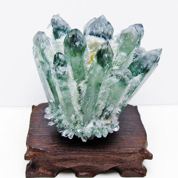 緑水晶 クラスター 原石 台座付属 一点物 [送料無料] 182-7471