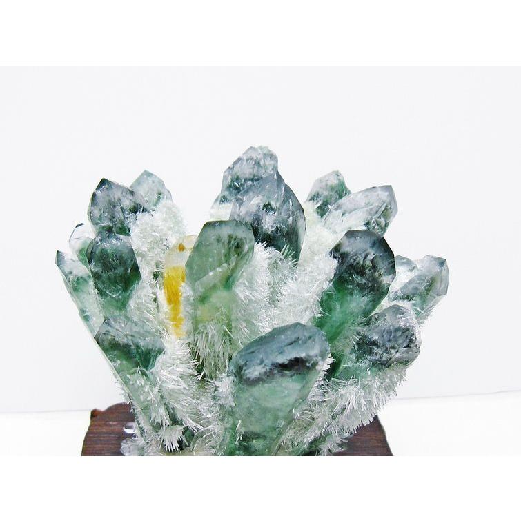 緑水晶 クラスター 原石 台座付属 一点物 [送料無料] 182-7471